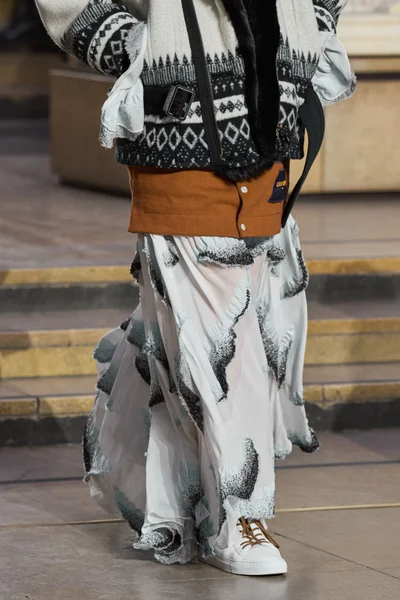 Look 95